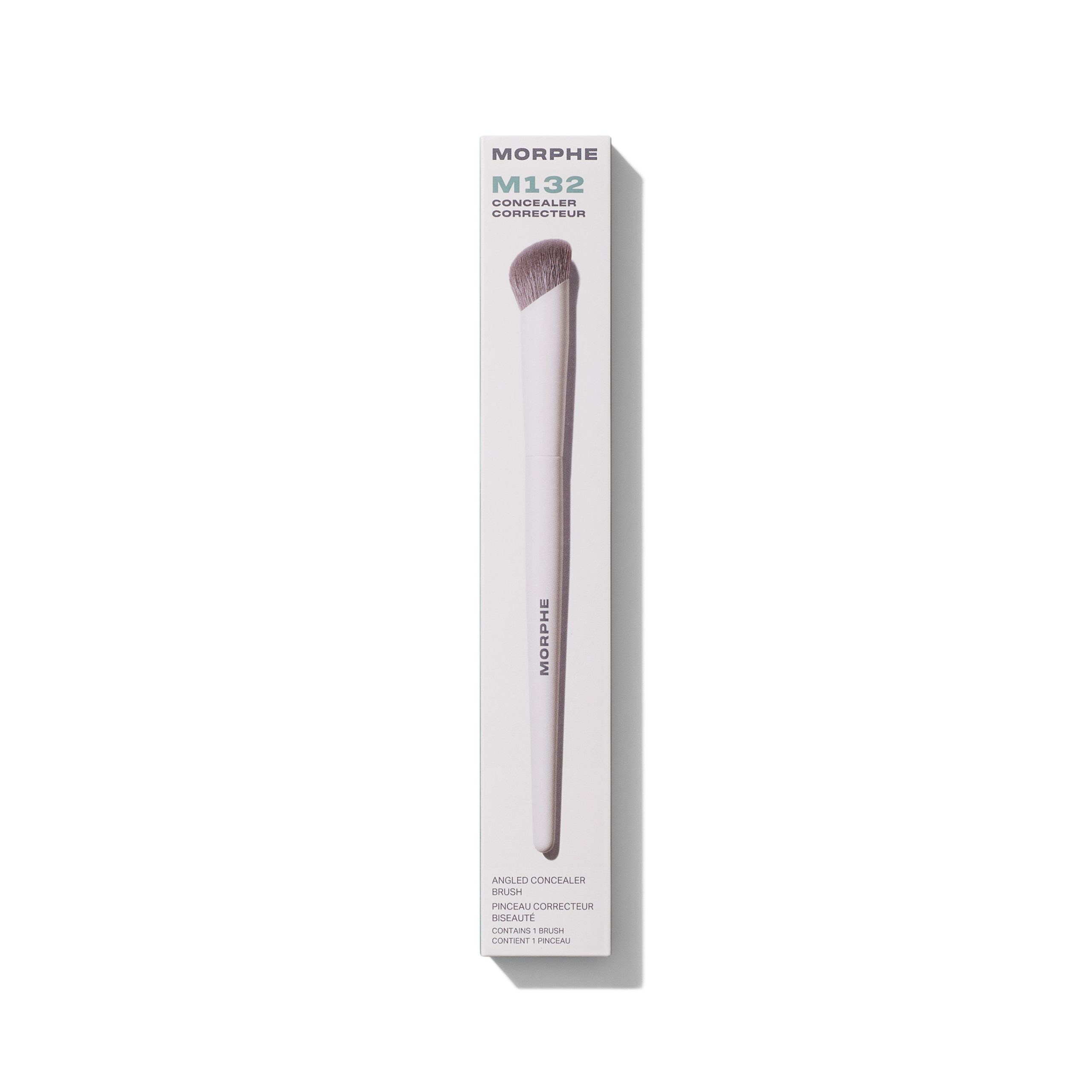 M132 Angled Concealer Brush - Image 2