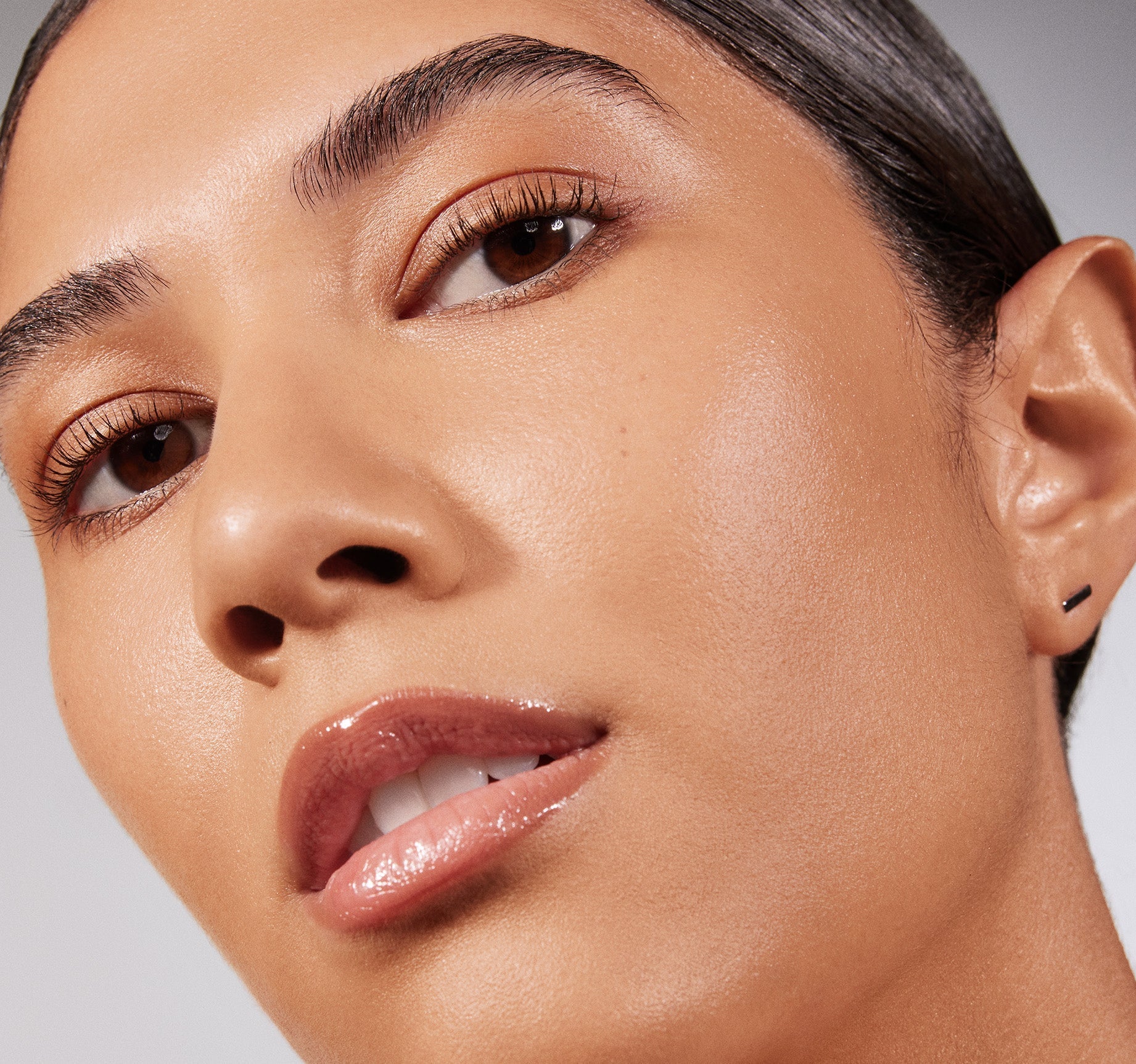 Lightform Extended Hydration Foundation - Image 50