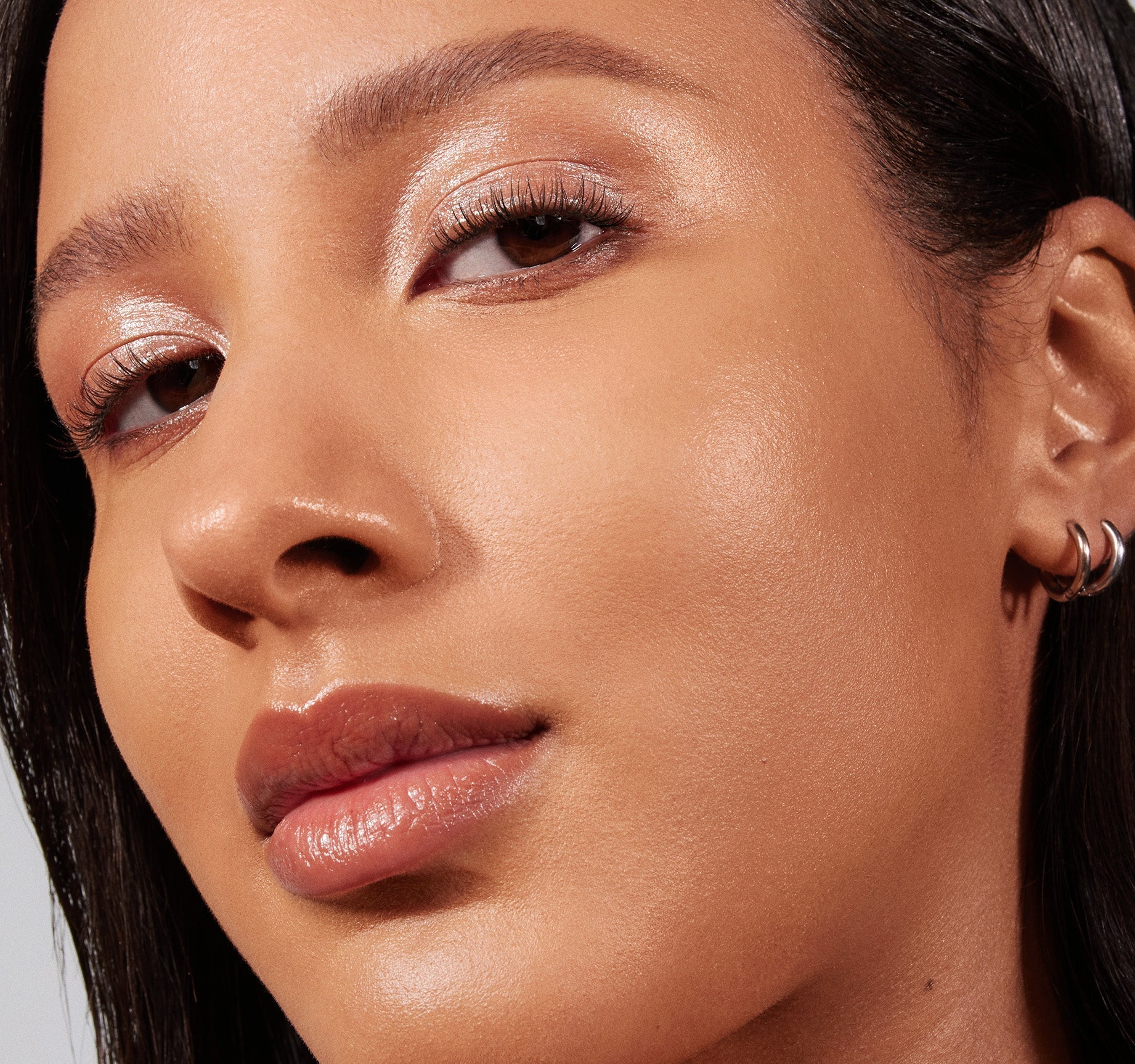 Lightform Extended Hydration Foundation - Image 67